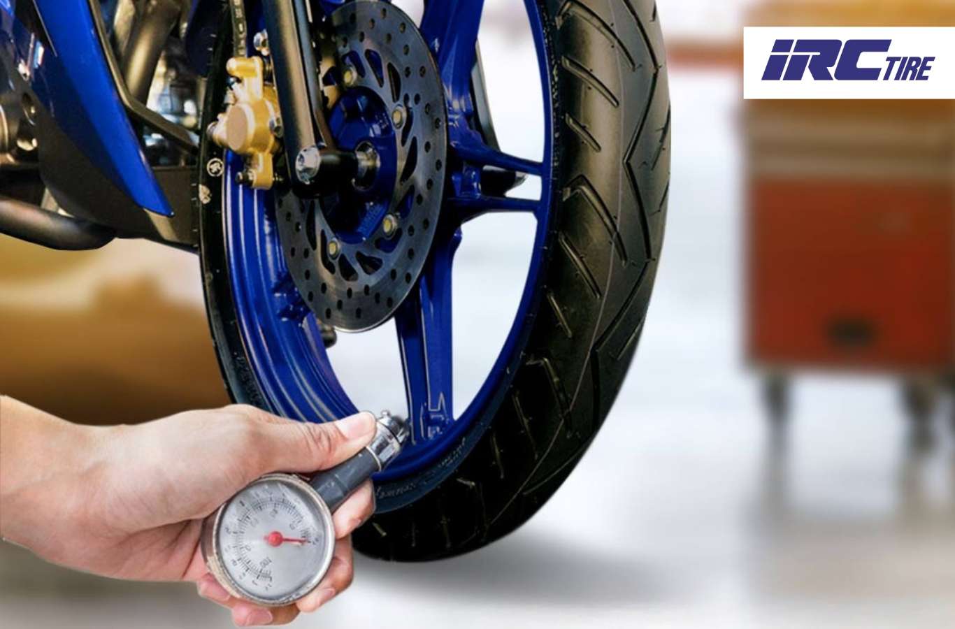 Áp suất lốp xe máy