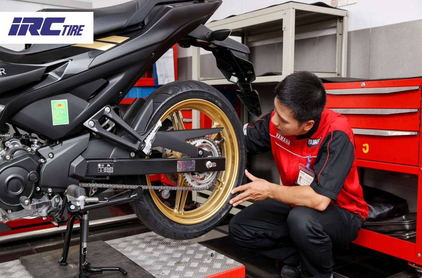Mẹo bảo dưỡng giúp lốp xe máy bền hơn