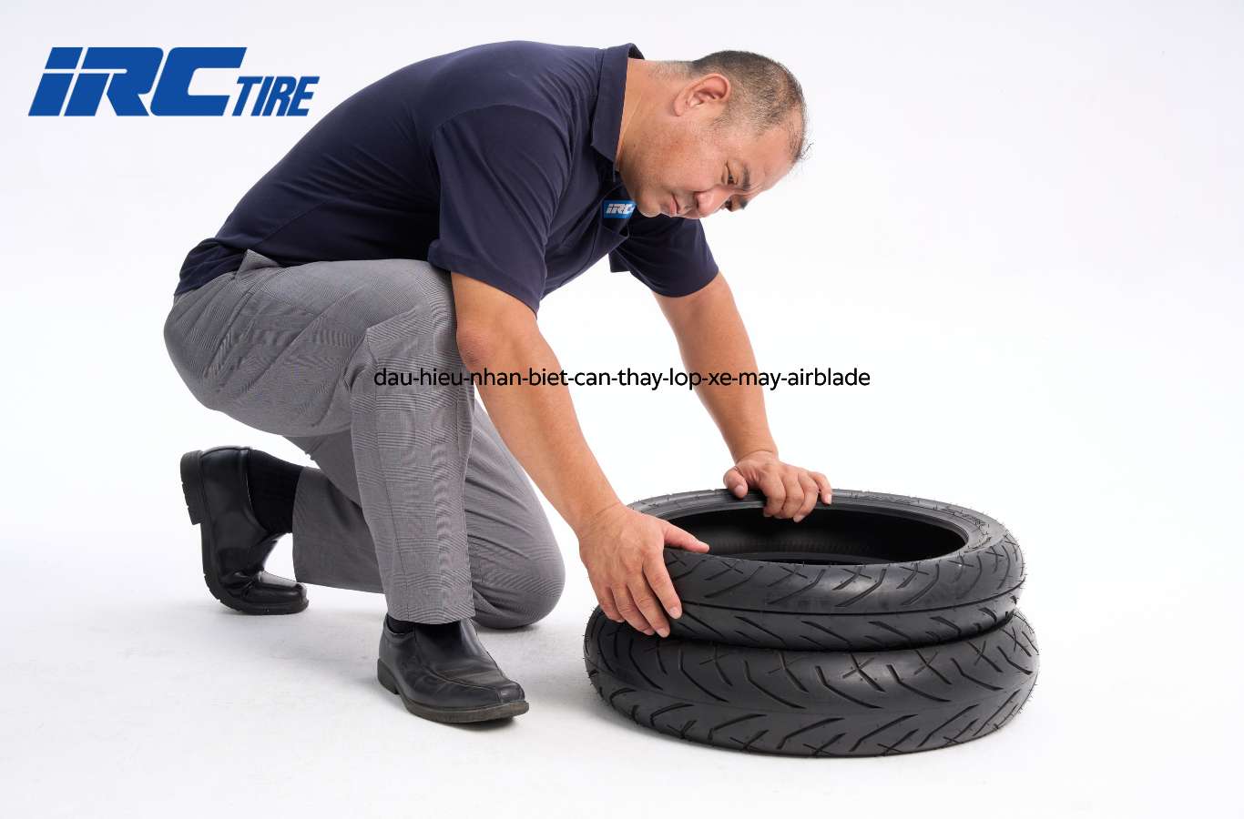Dấu hiệu nhận biết cần thay lốp xe máy Airblade